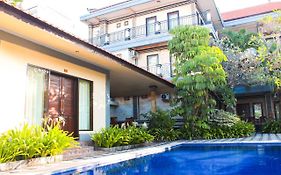 Putu Guest House 2